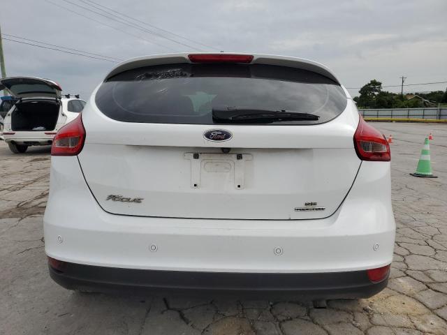  FORD FOCUS 2016 Белы