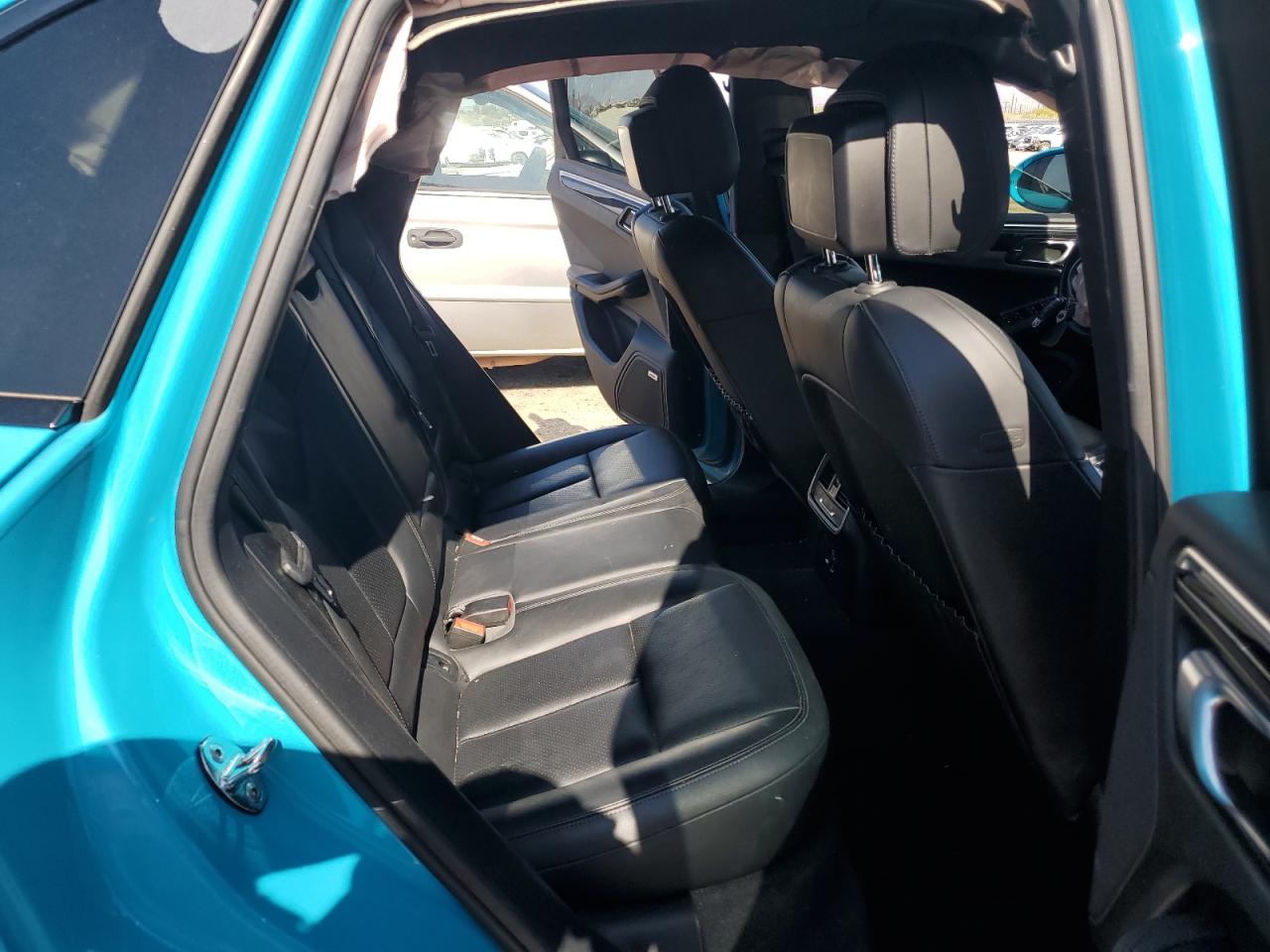 2019 Porsche Macan S VIN: WP1AB2A51KLB34262 Lot: 60446025