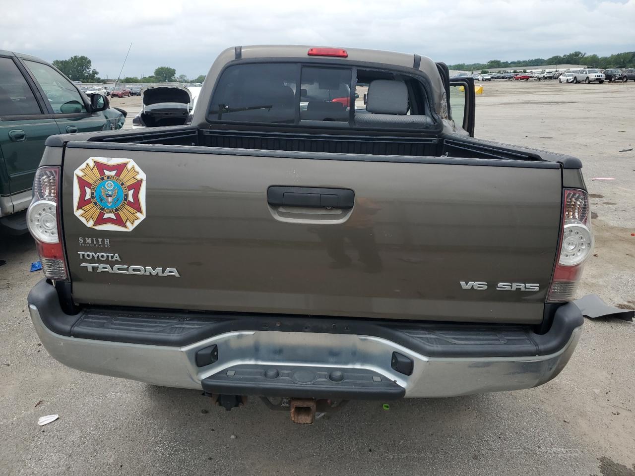 2013 Toyota Tacoma Double Cab VIN: 3TMLU4EN2DM106823 Lot: 63024905