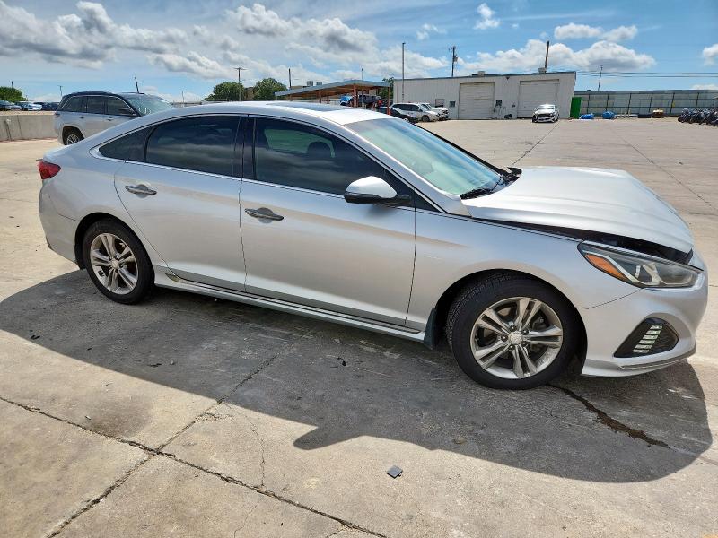 HYUNDAI SONATA 2018 Серебристый