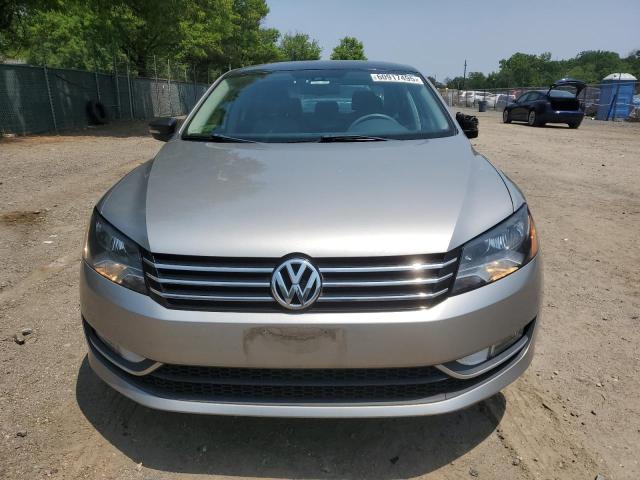  VOLKSWAGEN PASSAT 2014 Szary