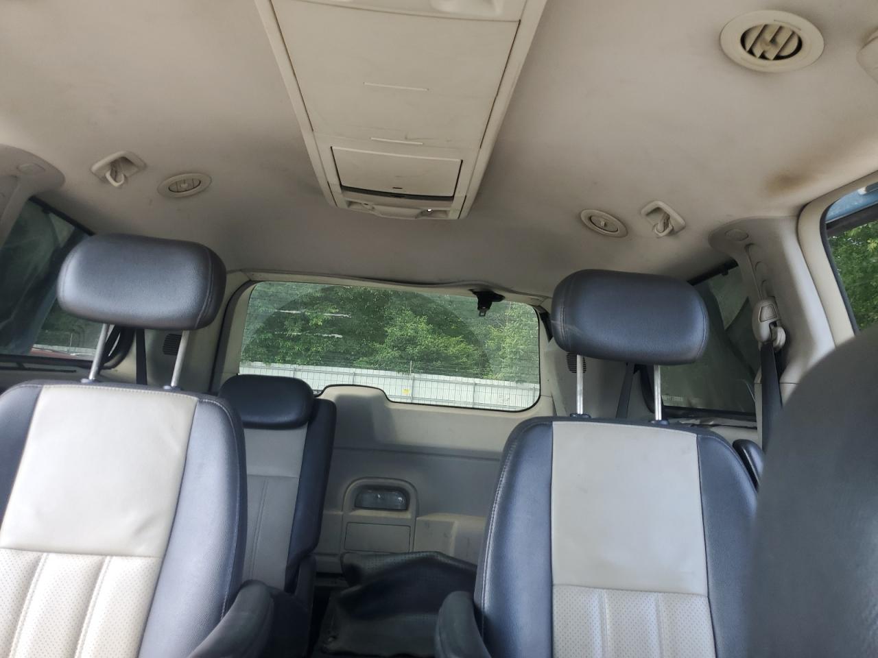 2010 Chrysler Town & Country Touring Plus VIN: 2A4RR8D19AR398096 Lot: 62332725