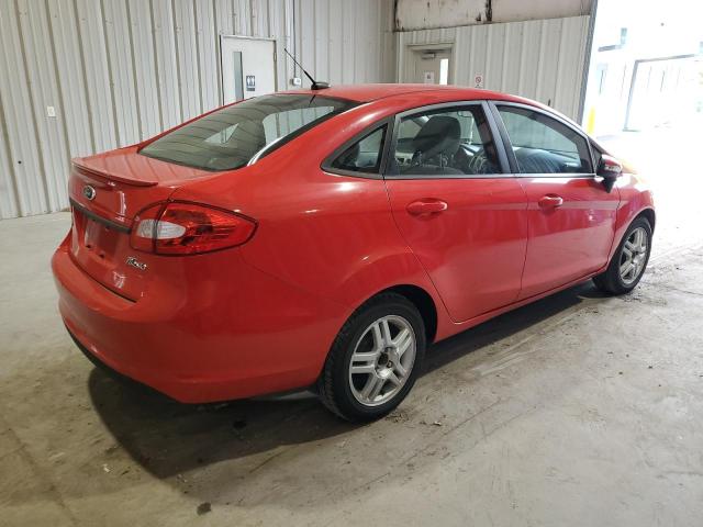Sedans FORD FIESTA 2013 Red