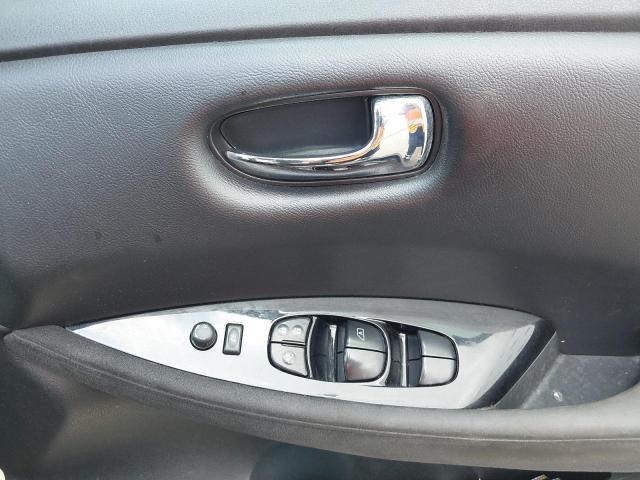 2017 NISSAN LEAF ACENT
