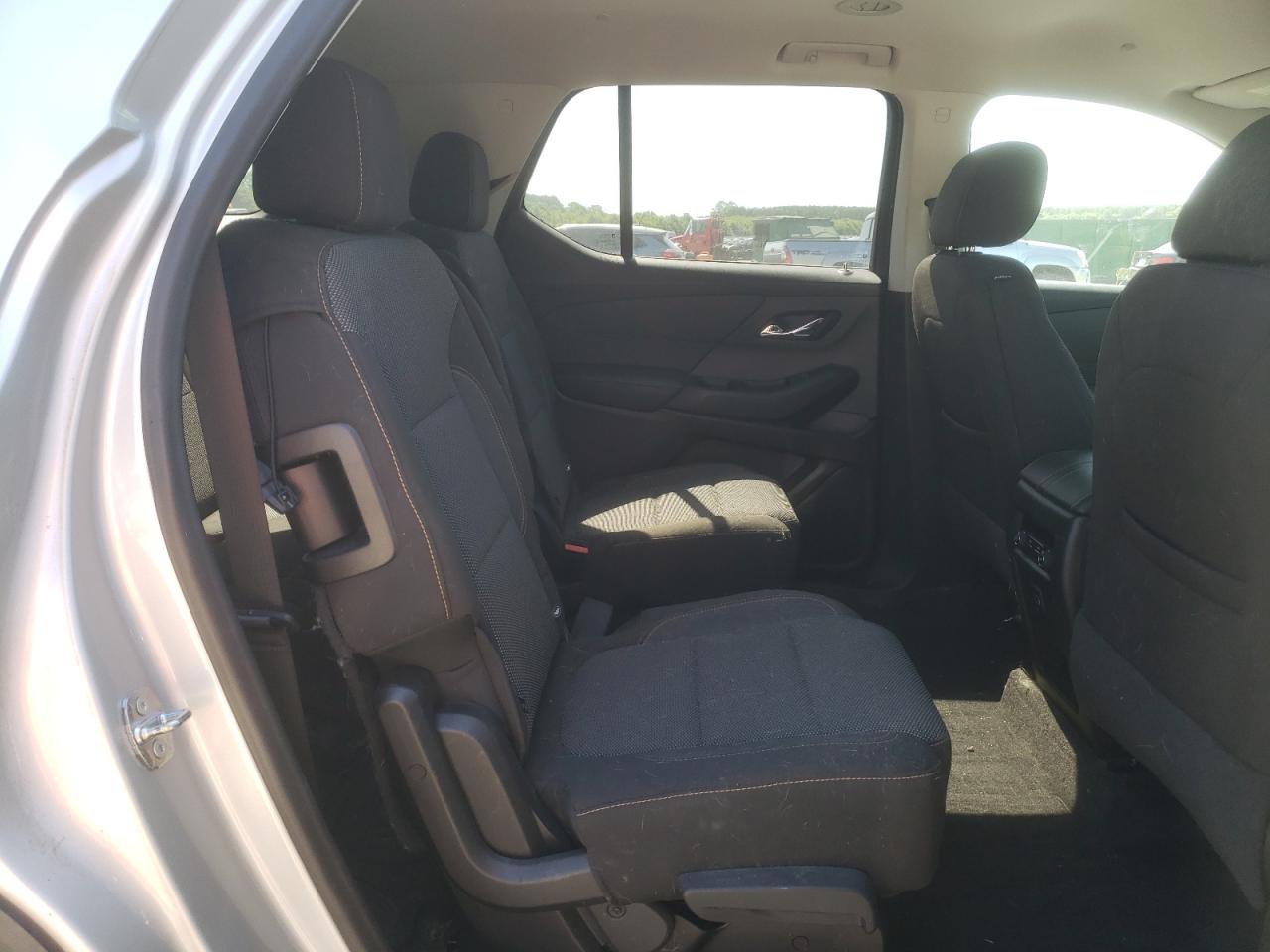 2019 Chevrolet Traverse Lt VIN: 1GNERGKW1KJ255637 Lot: 61253215