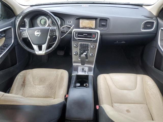Sedans VOLVO S60 2012 Biały