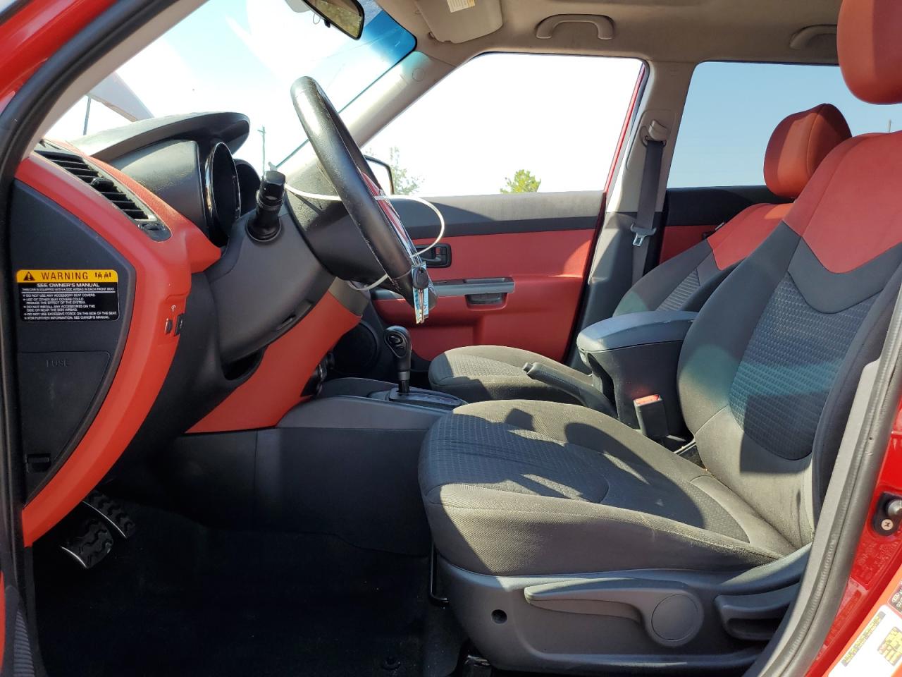 2010 Kia Soul + VIN: KNDJT2A23A7033767 Lot: 61847815