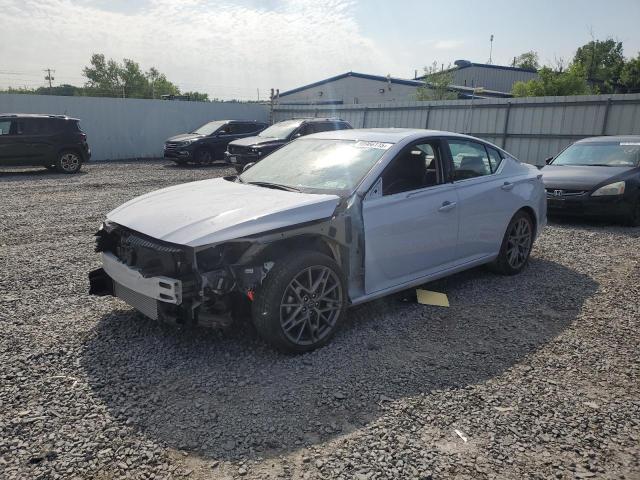 2024 Nissan Altima Sr