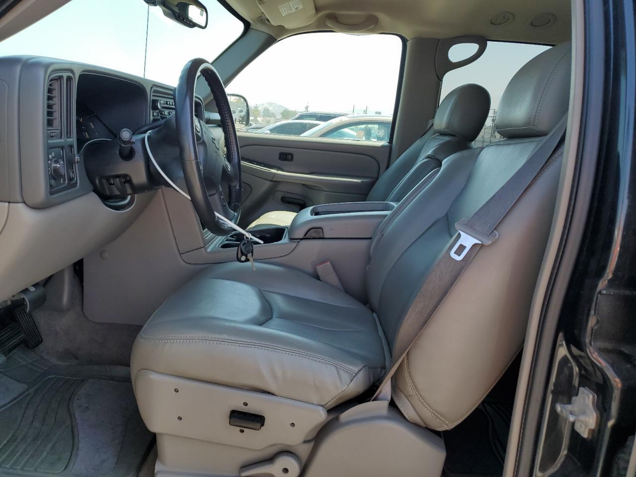2005 Chevrolet Tahoe C1500 VIN: 1GNEC13T75R266344 Lot: 62756385