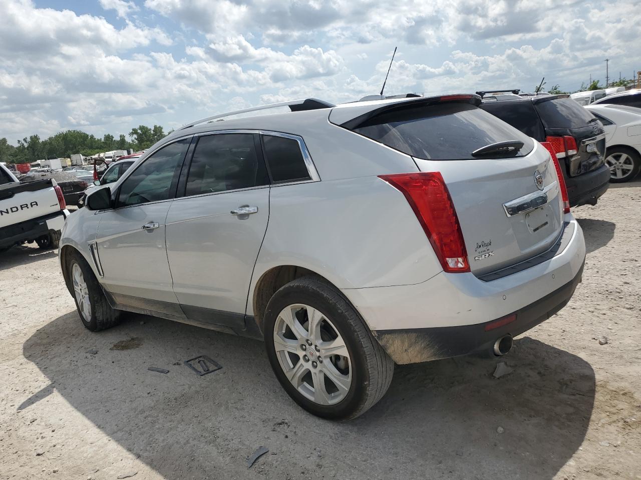 CADILLAC SRX 2016 VIN 3GYFNCE36GS583042 фото 2