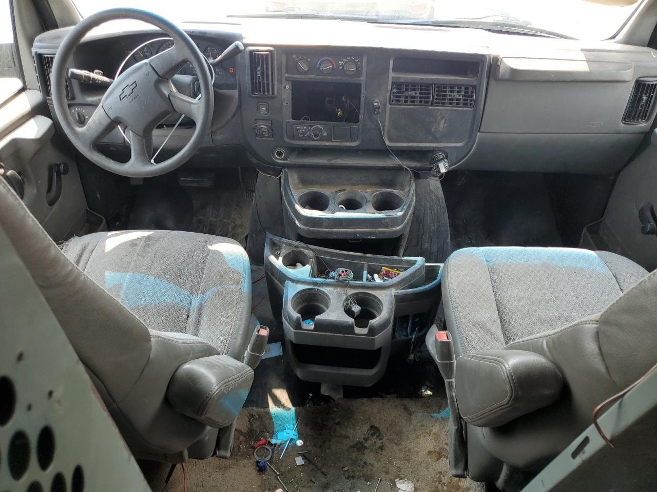 2006 Chevrolet Express G3500 VIN: 1GCHG39U661268110 Lot: 60408045