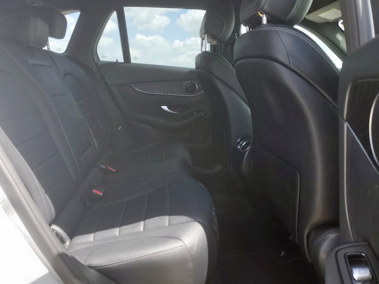 2017 Mercedes-Benz Glc 300 VIN: WDC0G4JB8HF233405 Lot: 61388265