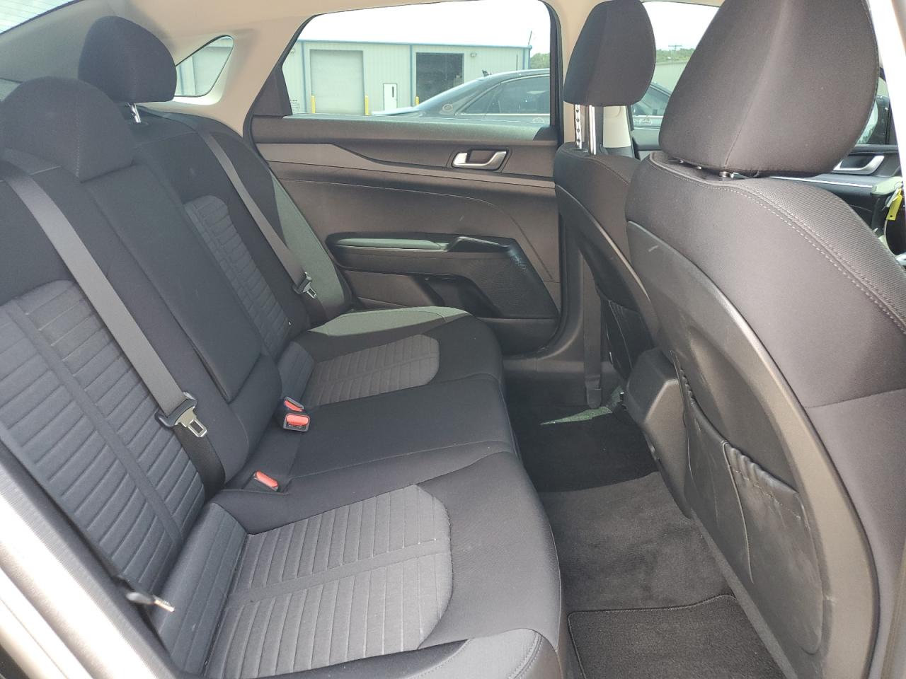 2025 Kia K5 Lxs VIN: KNAG24J78S5345825 Lot: 60994765