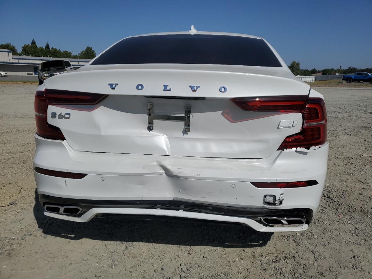 2022 Volvo S60 T8 Recharge R-Design Expression VIN: 7JRBR0FZ9NG154016 Lot: 60815645