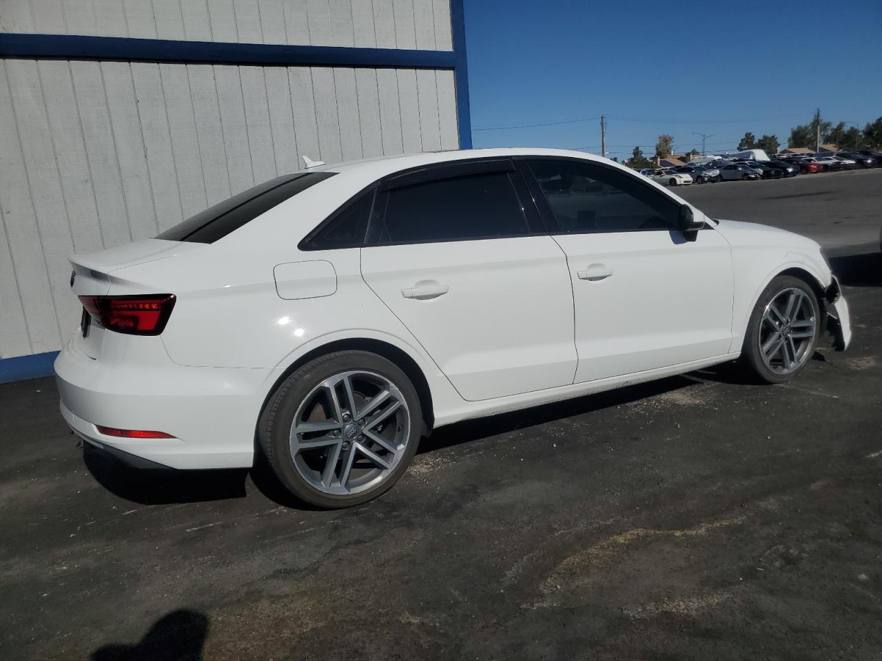2018 Audi A3 Premium VIN: WAUAUGFFXJ1024683 Lot: 62000685