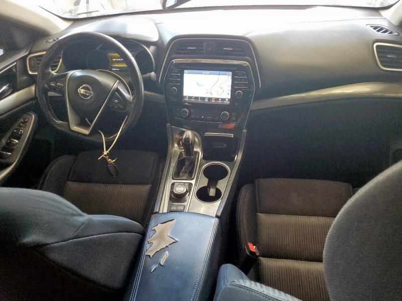  NISSAN MAXIMA 2016 Srebrny