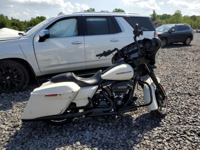  HARLEY-DAVIDSON FL 2018 Білий
