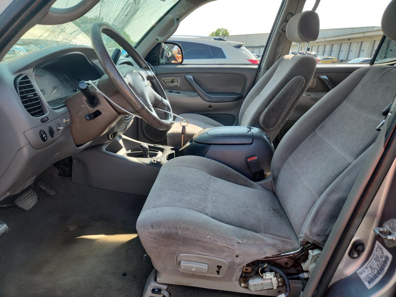 2001 Toyota Sequoia Sr5 VIN: 5TDBT44A01S017664 Lot: 57788825