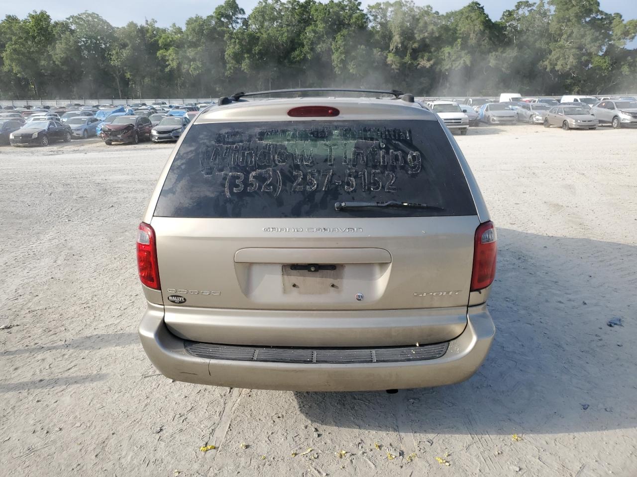 2003 Dodge Grand Caravan Sport VIN: 2D4GP44L63R235134 Lot: 59277485
