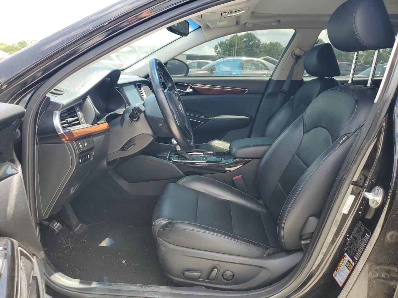 2017 Kia Cadenza Premium VIN: KNALC4J11H5078057 Lot: 61794485