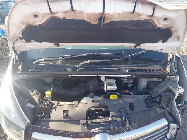 2016 VAUXHALL VIVARO 290
