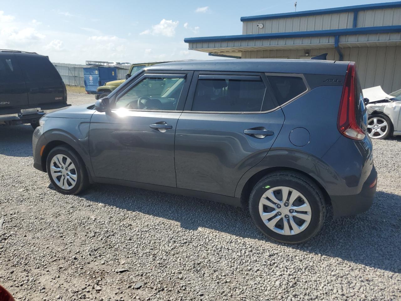 KIA SOUL 2020 VIN KNDJ23AU6L7040967 photo 2