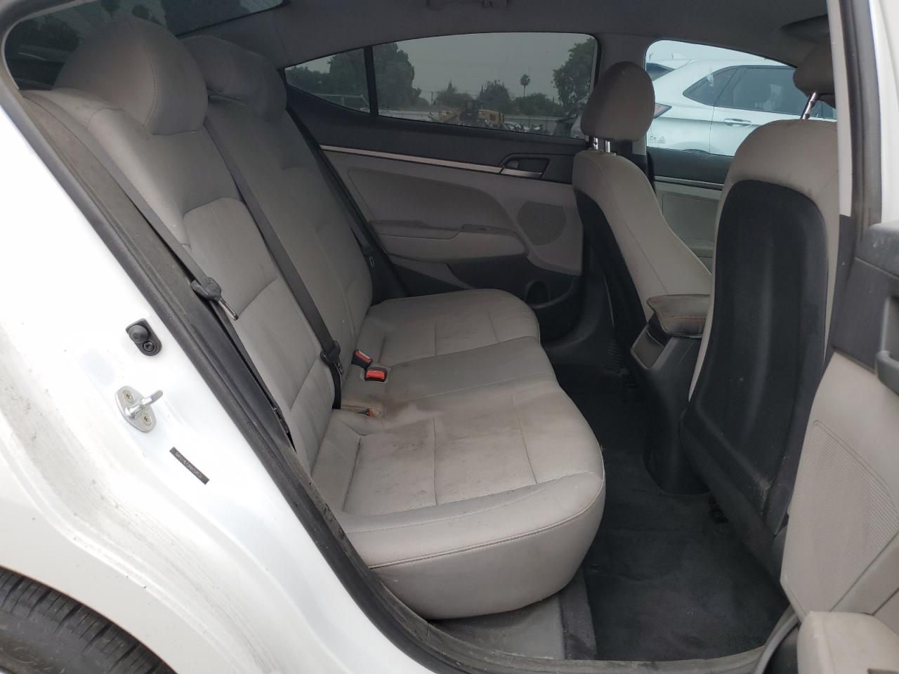HYUNDAI ELANTRA 2017 VIN 5NPD74LF0HH158132 фото 10