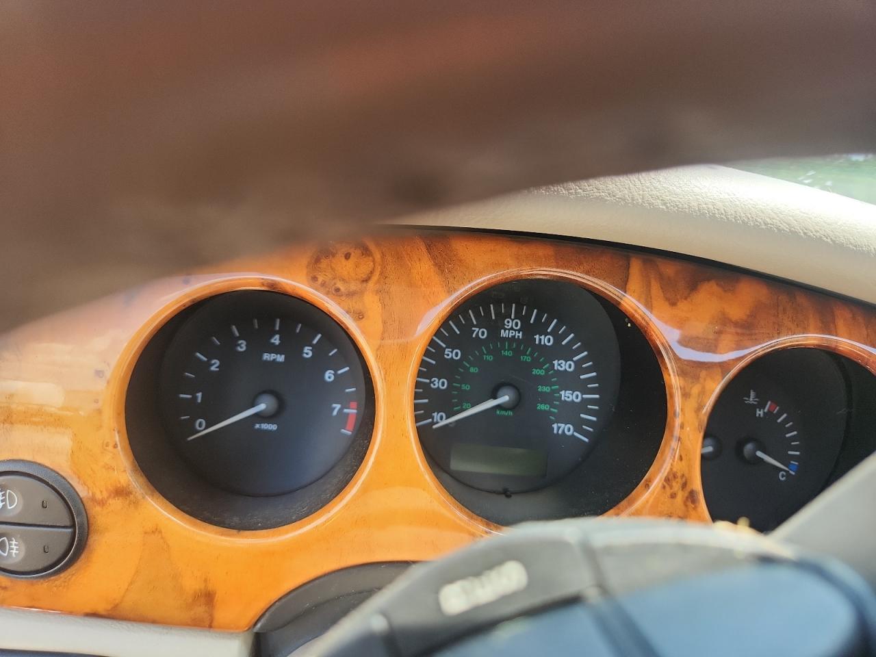 2002 Jaguar Xj8 VIN: SAJDA14C42LF49506 Lot: 62320175