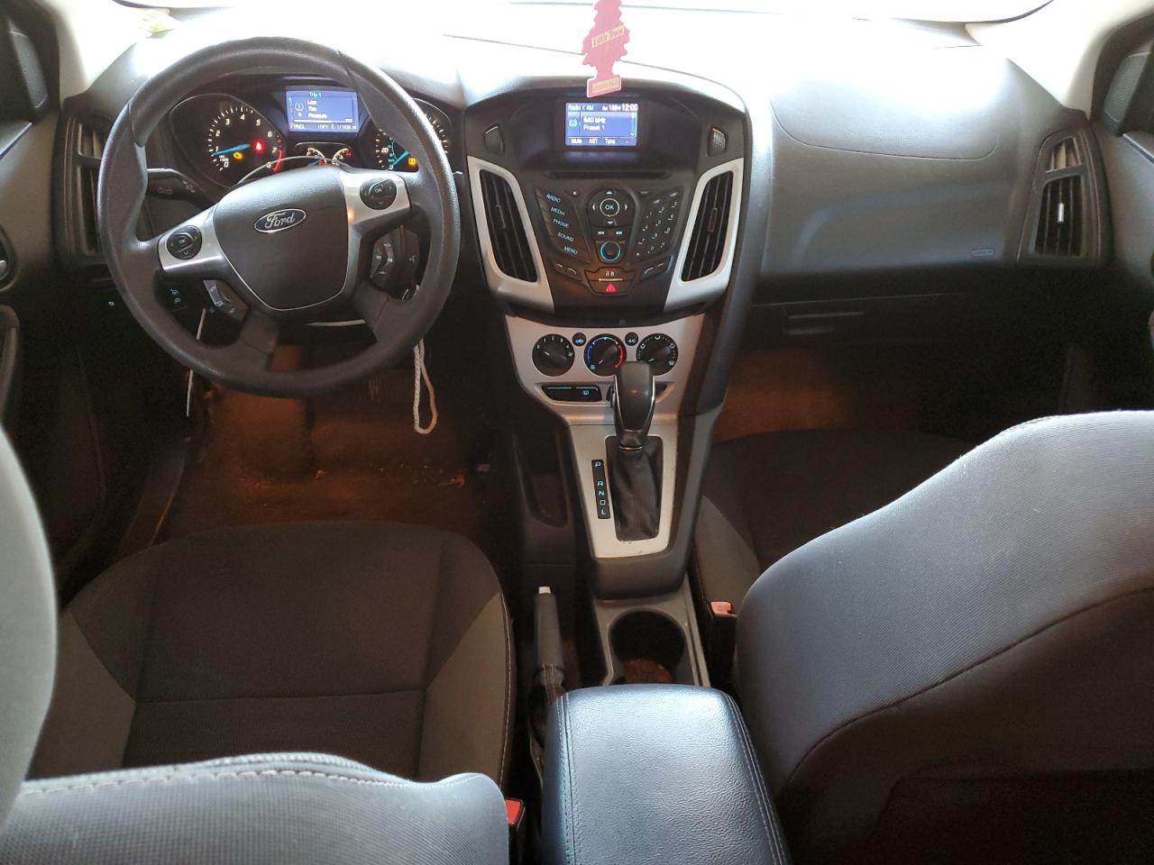 FORD FOCUS 2013 VIN 1FADP3F20DL267933 photo 8