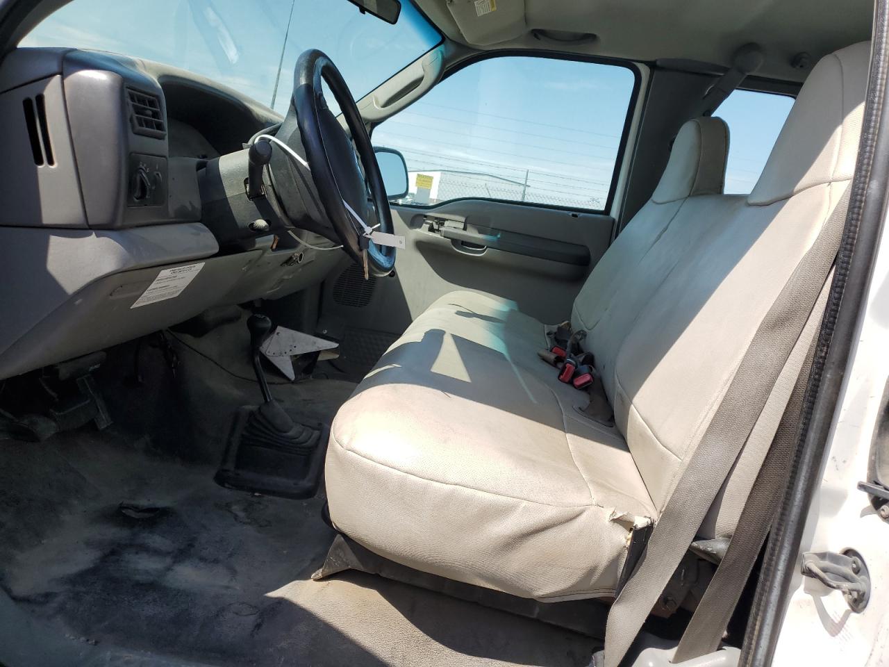 2003 Ford F450 Super Duty VIN: 1FDXX47S03EA35259 Lot: 58870235