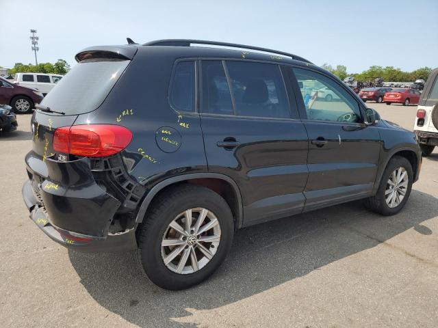 Седаны VOLKSWAGEN TIGUAN 2017 Черный