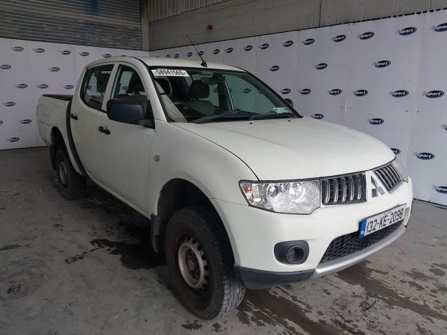 2013 MITSUBISHI L200