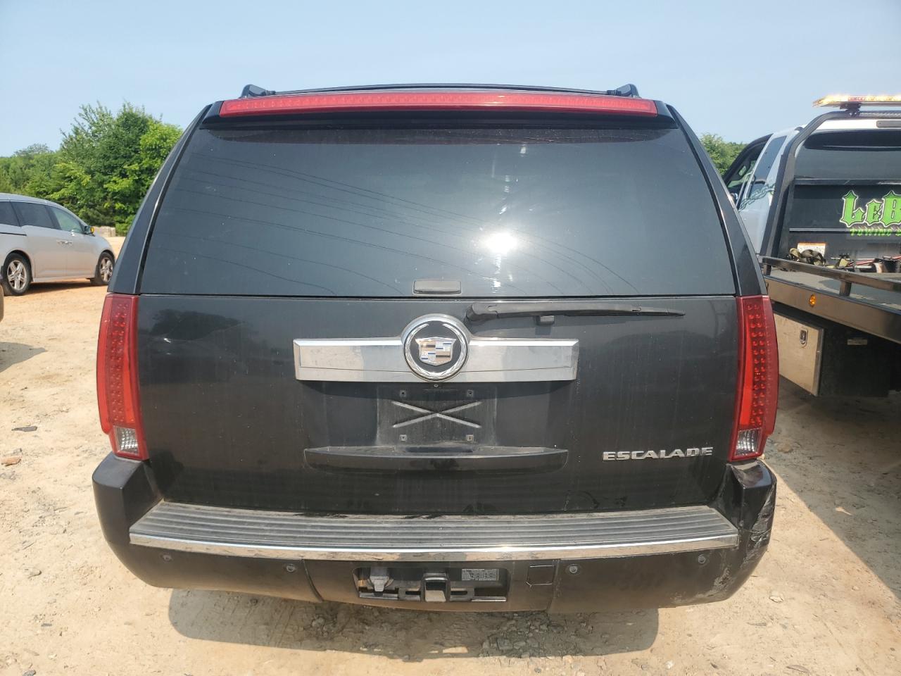 2007 Cadillac Escalade Luxury VIN: 1GYFK63817R418026 Lot: 59502125