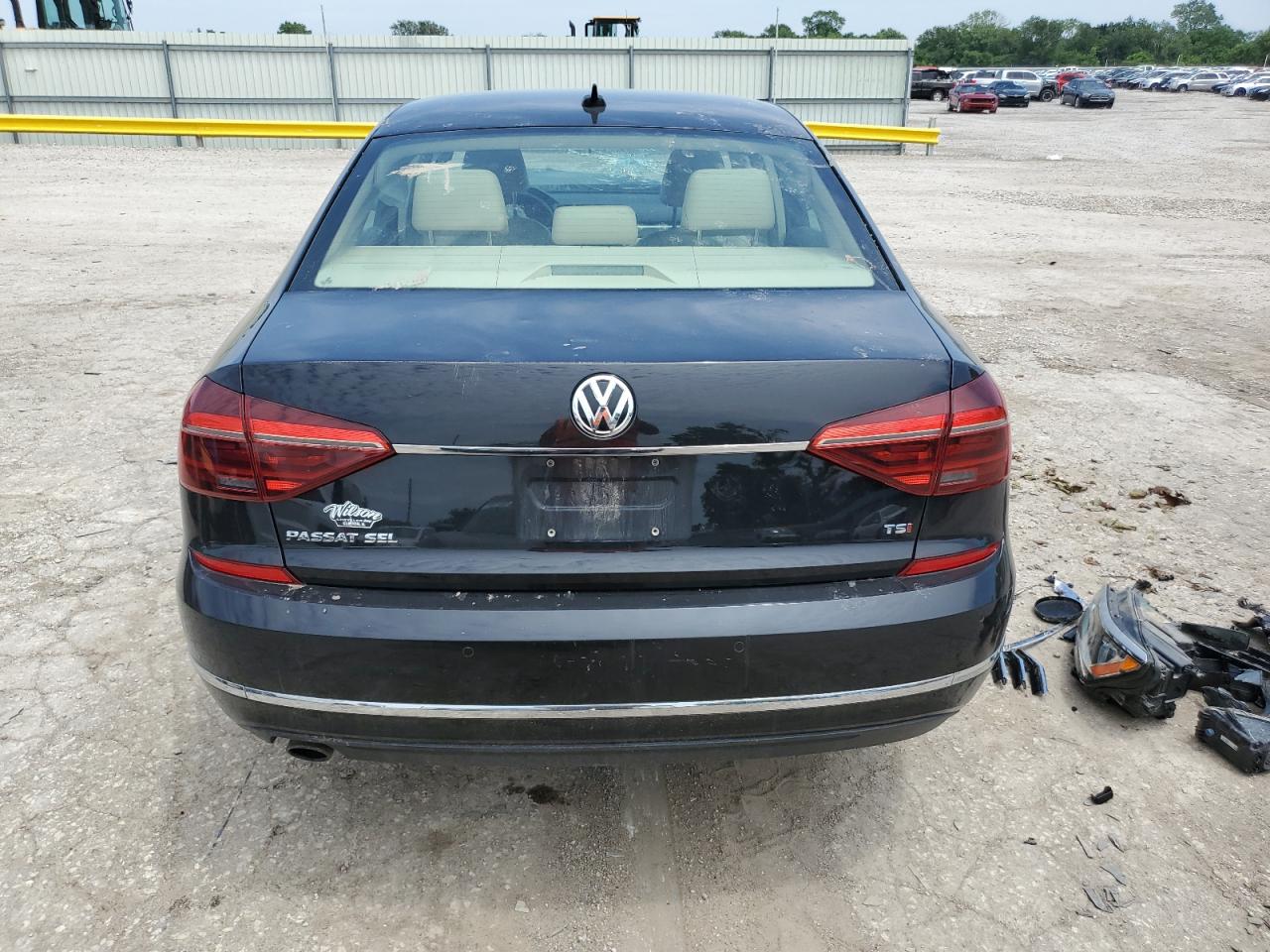 2017 Volkswagen Passat Sel Premium VIN: 1VWCT7A37HC079678 Lot: 59330815