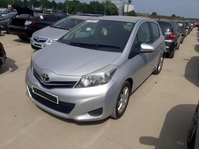 TOYOTA YARIS TR V 2012