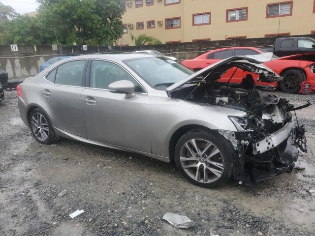  LEXUS IS 2020 Srebrny