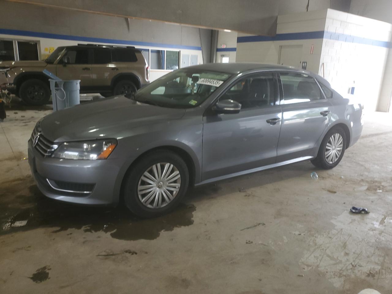 2014 Volkswagen Passat S for Sale in Sandston, VA - Minor Dent/Scratches