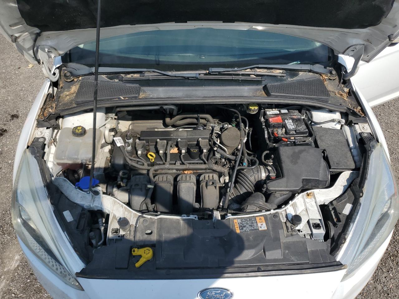 2015 Ford Focus Se VIN: 1FADP3K2XFL339200 Lot: 63175315