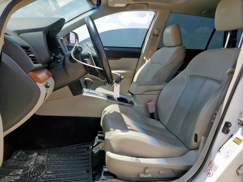  SUBARU OUTBACK 2014 Білий