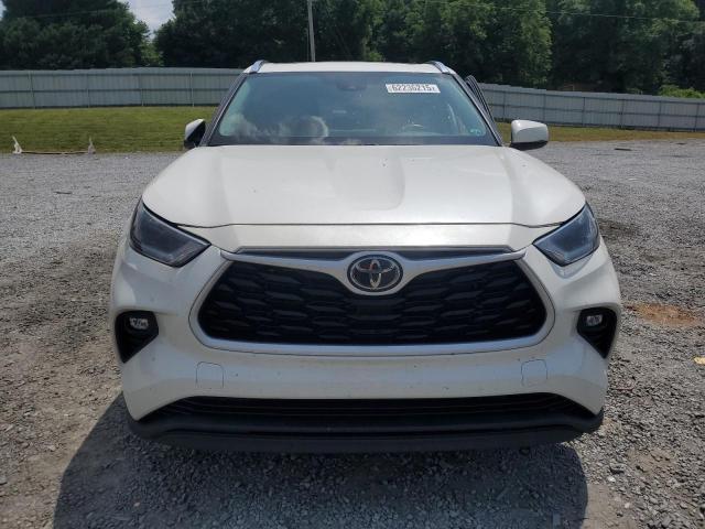  TOYOTA HIGHLANDER 2021 Biały