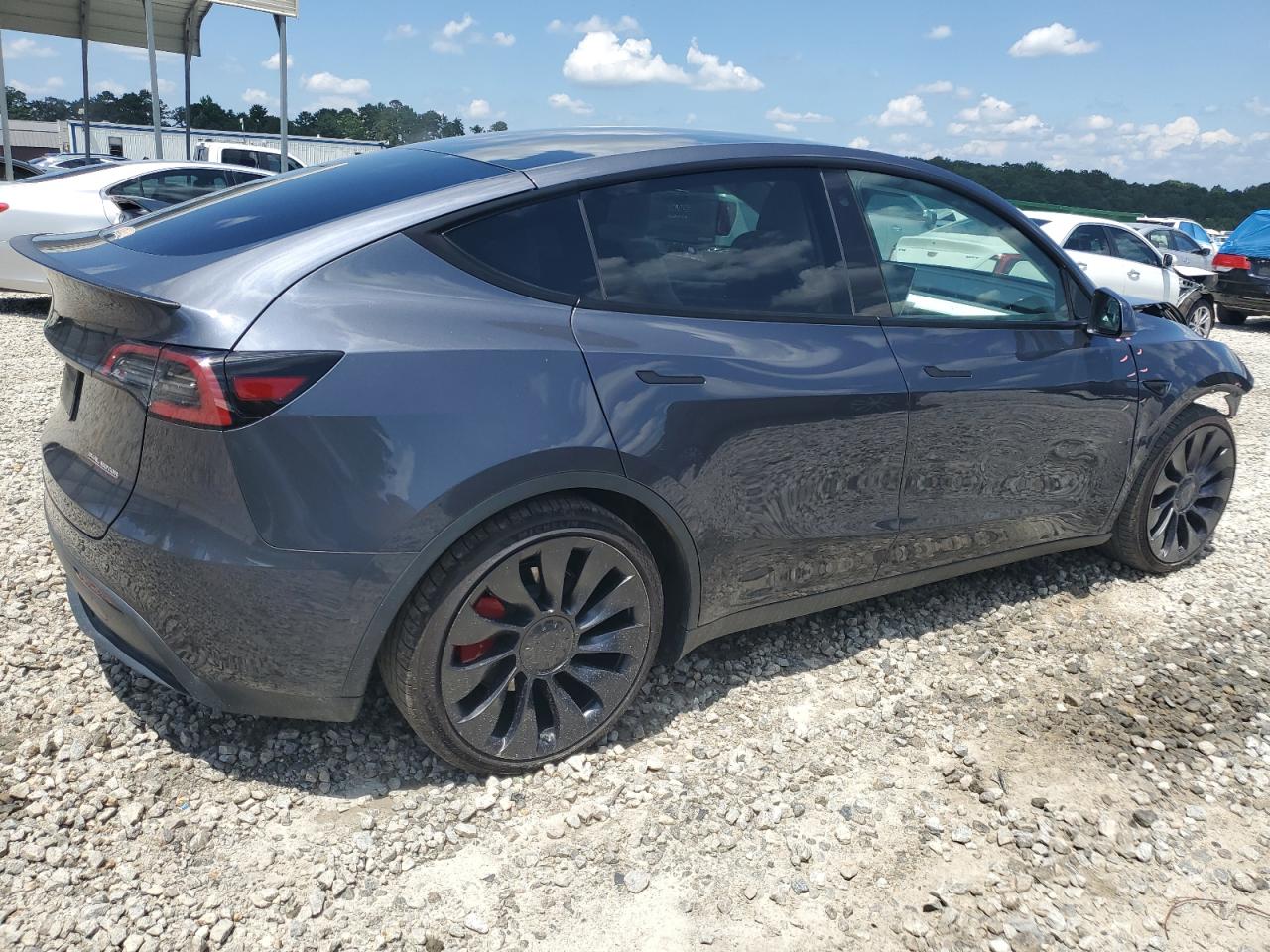 2022 Tesla Model Y VIN: 7SAYGDEF3NF532311 Lot: 62997535