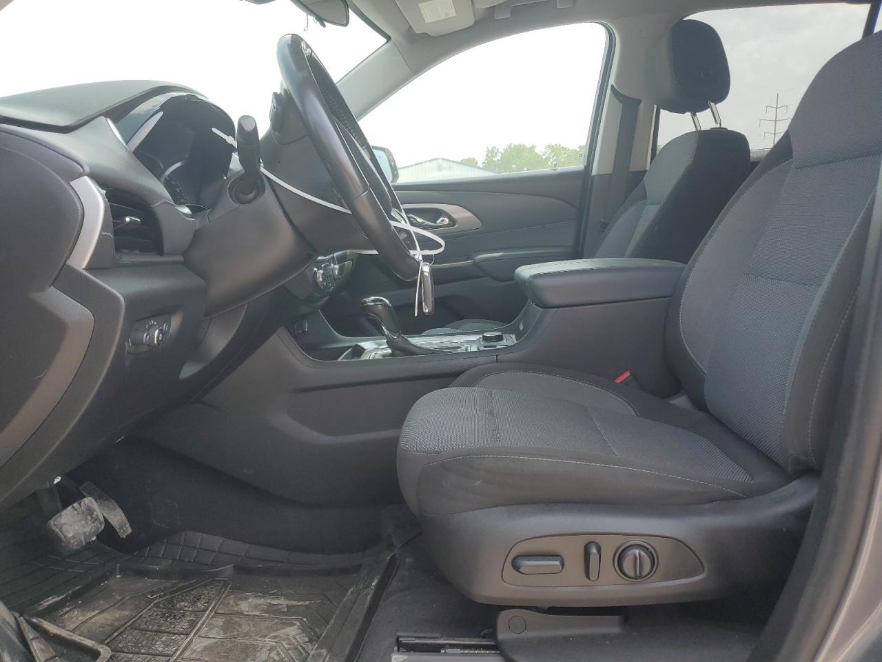2019 Chevrolet Traverse Lt VIN: 1GNEVGKW2KJ221248 Lot: 59184835