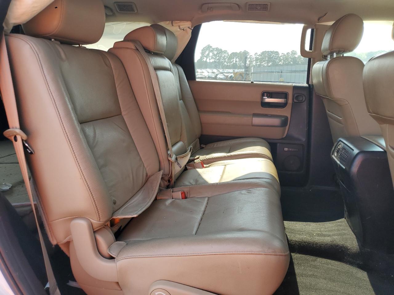2015 Toyota Sequoia Limited VIN: 5TDJY5G13FS126643 Lot: 62306705
