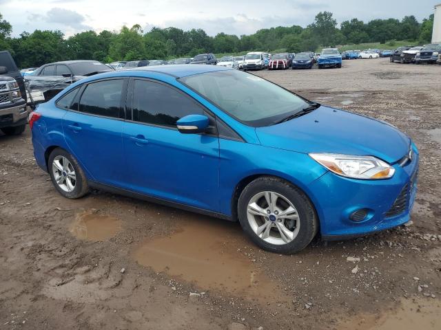 Sedans FORD FOCUS 2014 Granatowy