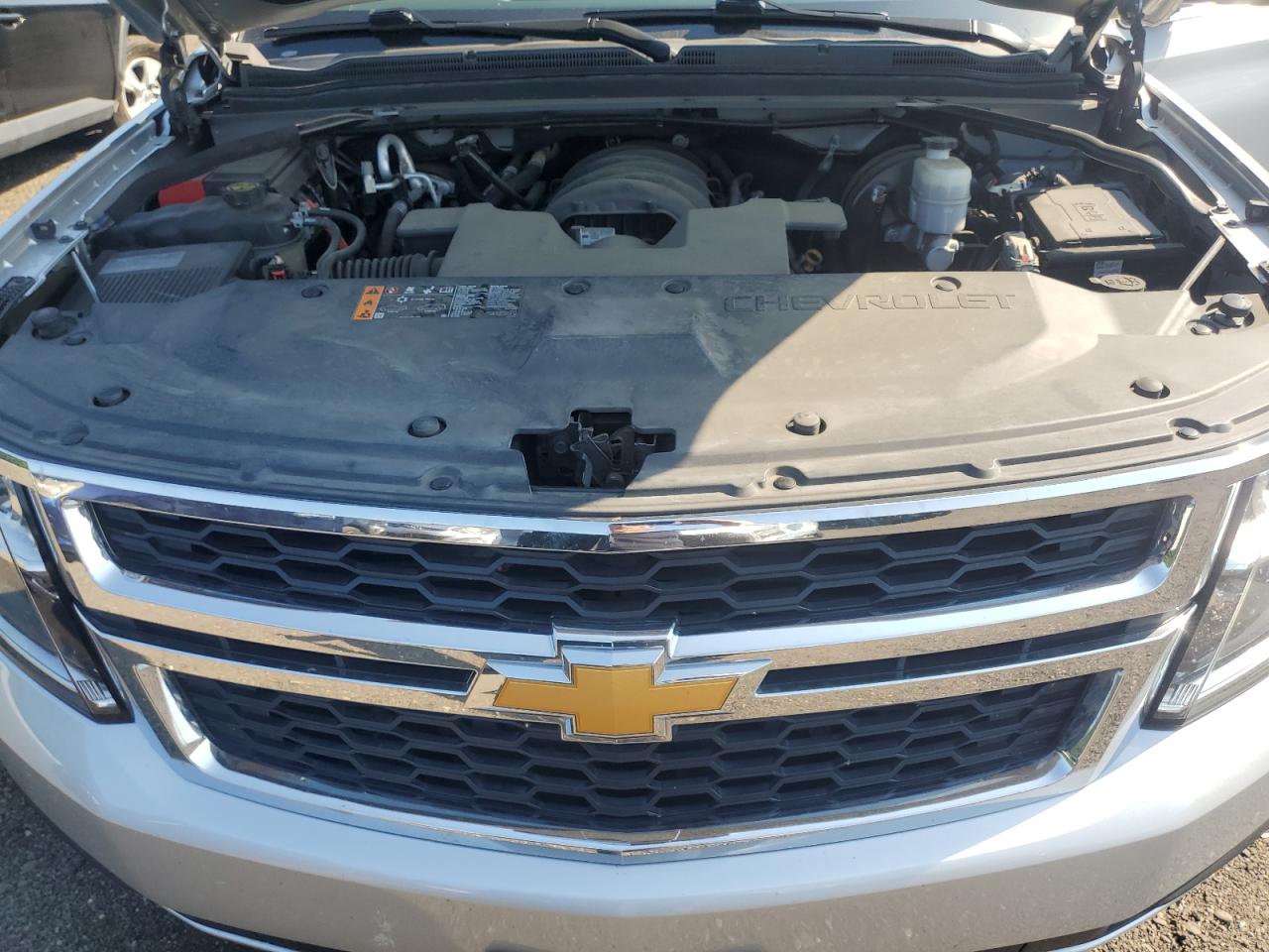 CHEVROLET TAHOE 2019 VIN 1GNSKBKC8KR163118 фото 12