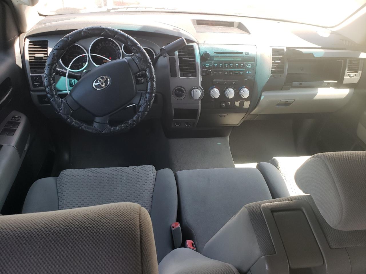 TOYOTA TUNDRA 2011 VIN 5TFDY5F1XBX207352 фото 8