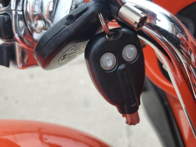  HARLEY-DAVIDSON FLSE 2012 Оранжевий