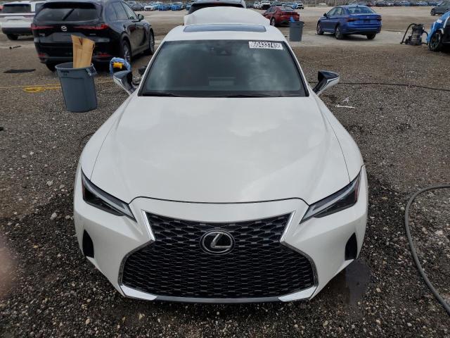  LEXUS IS 2023 Белы