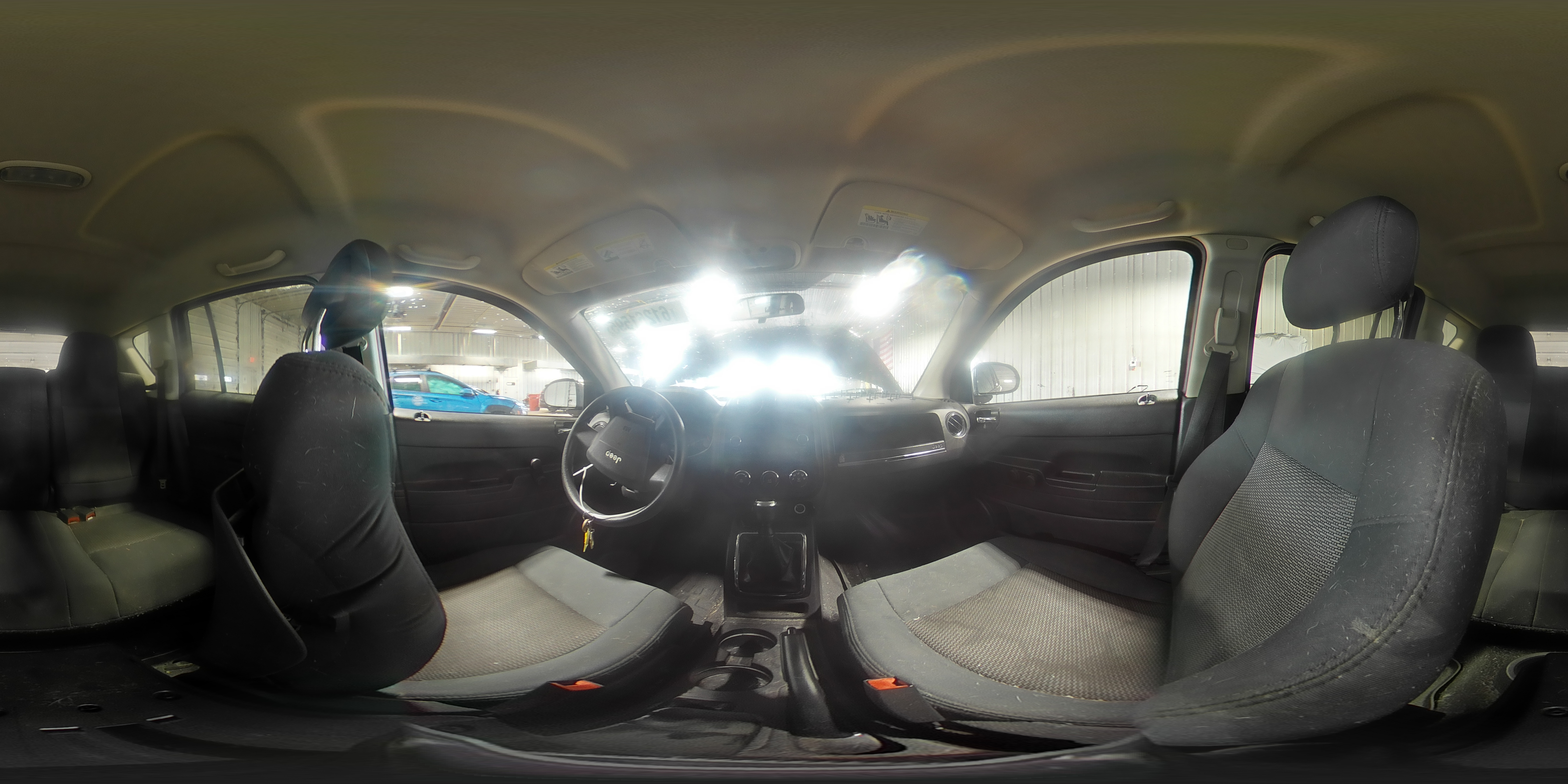 2010 Jeep Compass Sport VIN: 1J4NT1FB3AD647153 Lot: 61261595