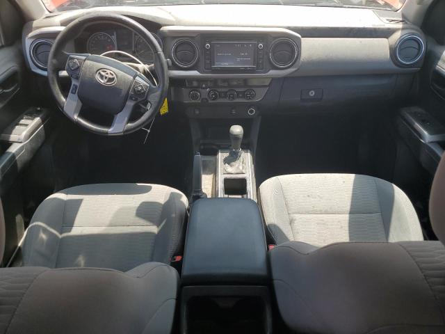 Pickups TOYOTA TACOMA 2017 Pomarańczowy